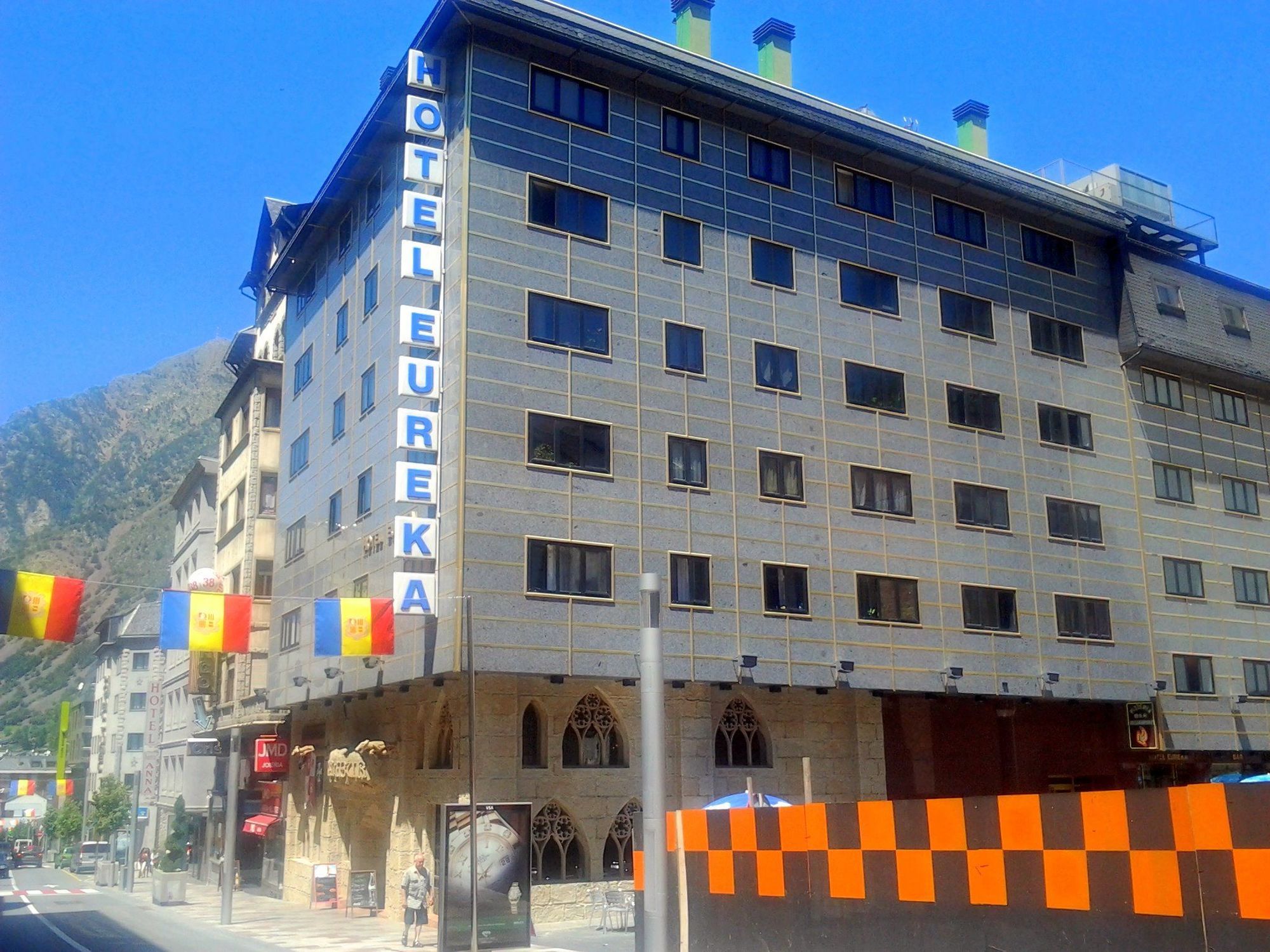 Yomo Eureka Hotel Andorra-a-Velha Exterior foto